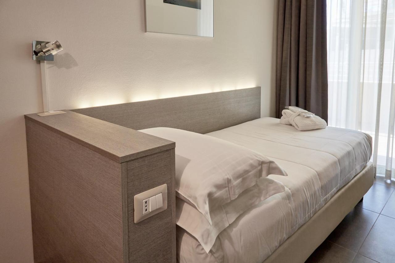 Bellettini Hotel Морской Милан Экстерьер фото